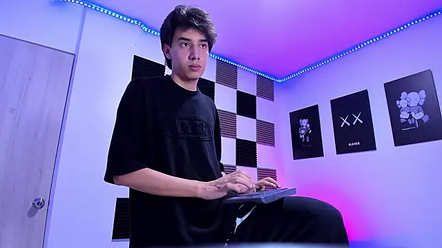 jeycobb online show from 31, 3, 2026