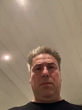 Snapshot of Sklavekay chatting on 2, 11, 2025 Sklavekay online show from 2, 11, 2025