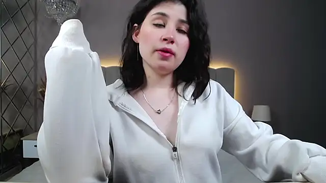 DianaMello online show from 6, 11, 2025