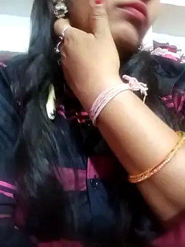 Priyanka hot54 online show from 27, 10, 2025