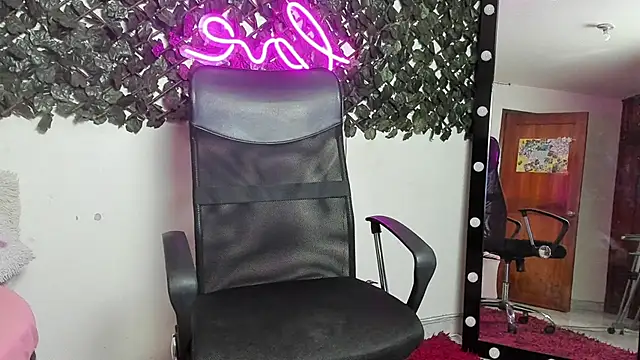 Samanta Ortiz online show from 27, 11, 2025