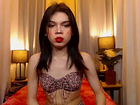 TWINKTRANSSHANEL online show from 18, 2, 2026