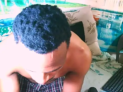 Snapshot of EbonyTiger69 chatting on 28, 11, 2025 EbonyTiger69 online show from 28, 11, 2025