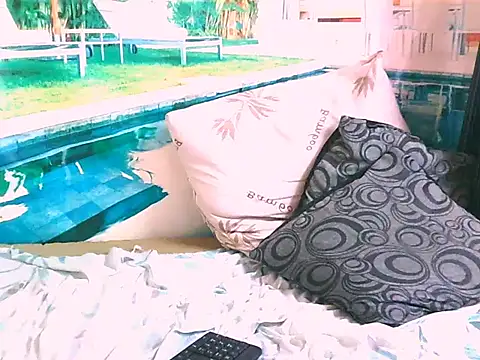 Snapshot of EbonyTiger69 chatting on 1, 12, 2025 EbonyTiger69 online show from 1, 12, 2025