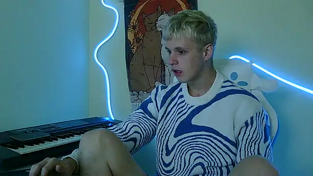 Snapshot of _Timmy_Boy_ chatting on 6, 10, 2025 Timmy Boy online show from 6, 10, 2025