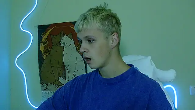 Snapshot of _Timmy_Boy_ chatting on 8, 10, 2025 Timmy Boy online show from 8, 10, 2025