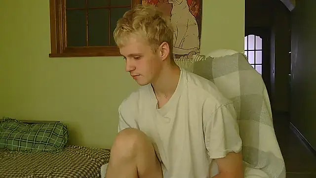 Snapshot of _Timmy_Boy_ chatting on 15, 10, 2025 Timmy Boy online show from 15, 10, 2025