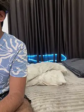 vickyandtania online show from 11, 2, 2026