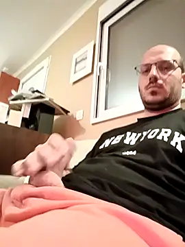 arksex32 online show from 12, 4, 2026