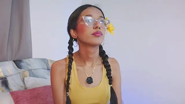 luna valen online show from 23, 10, 2025