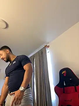 Ezzio Scolaro online show from 18, 3, 2026