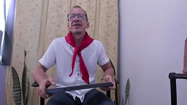  axelking  online show from 13, 4, 2026