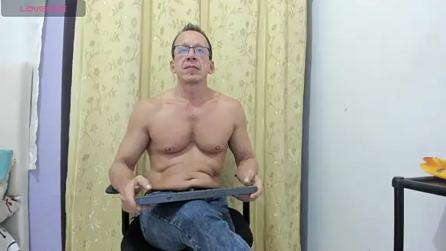  axelking  online show from 24, 5, 2026