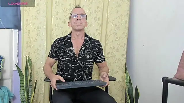  axelking  online show from 1, 6, 2026