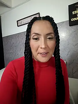 Snapshot of Nina-Velour chatting on 13, 10, 2025 Nina-Velour online show from 13, 10, 2025