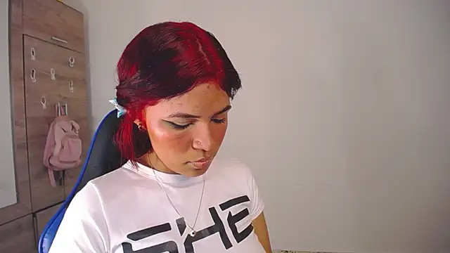 Snapshot of AAfrodithaa chatting on 18, 10, 2025 AAfrodithaa online show from 18, 10, 2025