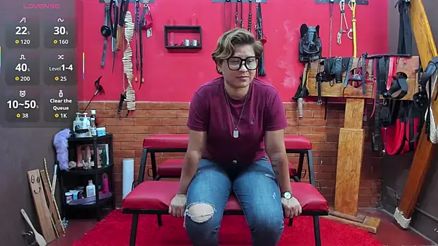 Jacki Fire online show from 15, 4, 2026