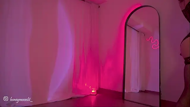  issy online show from 12, 10, 2025