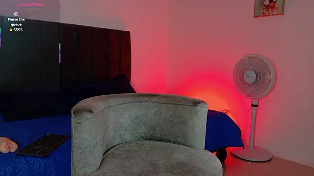 angel kyrozz online show from 25, 2, 2026