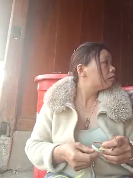 miomio-12 online show from 17, 4, 2026