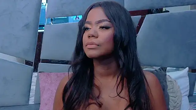 Snapshot of LorraiineJohnson chatting on 6, 11, 2025 LorraiineJohnson online show from 6, 11, 2025