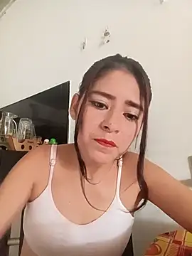 Snapshot of Pussybela chatting on 11, 10, 2025 Pussybela online show from 11, 10, 2025