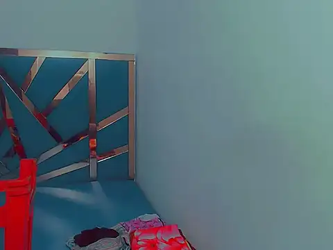 Snapshot of monserrath_bitch_naughty chatting on 17, 11, 2025 monserrath bitch naughty online show from 17, 11, 2025