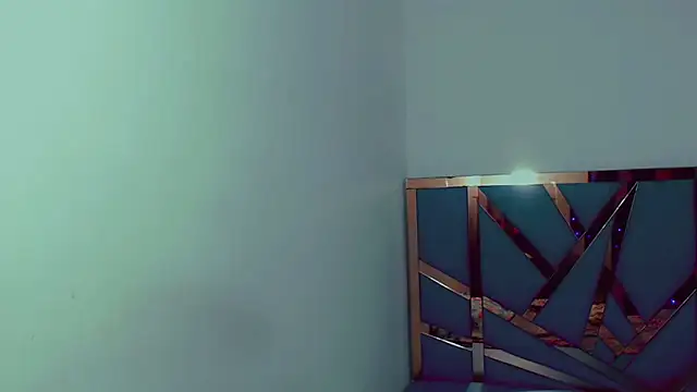 Snapshot of monserrath_bitch_naughty chatting on 27, 11, 2025 monserrath bitch naughty online show from 27, 11, 2025