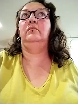 Snapshot of -saraqueen- chatting on 20, 11, 2025 -saraqueen- online show from 20, 11, 2025