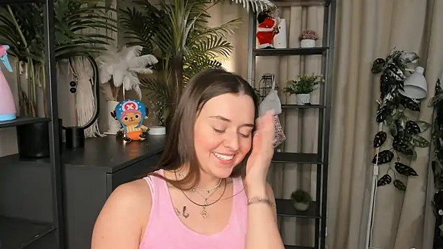 ThelmaJusto online show from 2, 2, 2026