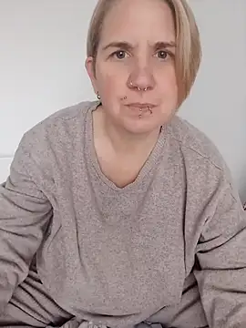 LaceyWestxx online show from 7, 10, 2025