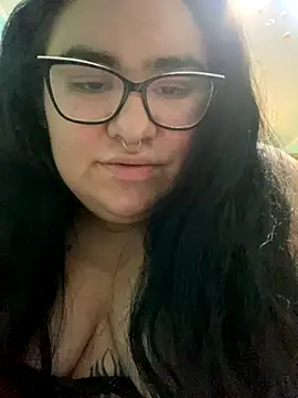 Snapshot of gothlove666 chatting on 8, 10, 2025 gothlove666 online show from 8, 10, 2025