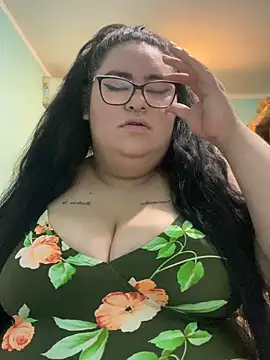 Snapshot of gothlove666 chatting on 9, 10, 2025 gothlove666 online show from 9, 10, 2025