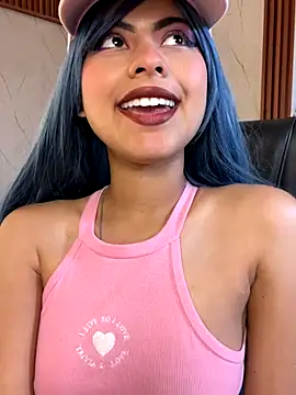 Snapshot of Eva_Feller69 chatting on 15, 11, 2025 Eva Feller69 online show from 15, 11, 2025