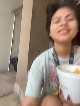 Snapshot of Eva_Feller69 chatting on 21, 12, 2025 Eva Feller69 online show from 21, 12, 2025