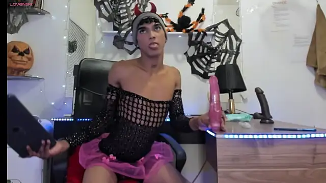 AndreaTonmsong online show from 19, 10, 2025