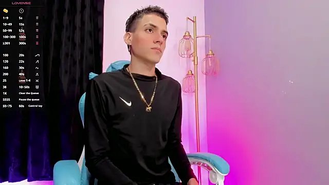 Snapshot of lopez_and_jesus chatting on 17, 10, 2025 lopez and jesus online show from 17, 10, 2025