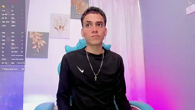 Snapshot of lopez_and_jesus chatting on 22, 10, 2025 lopez and jesus online show from 22, 10, 2025