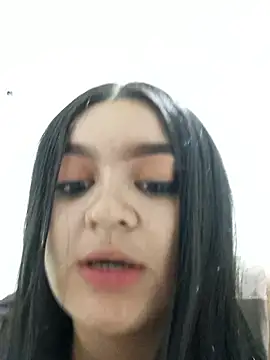 Mia glow  online show from 16, 2, 2026