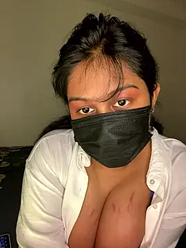 Monica  Bellucci   online show from 11, 1, 2026