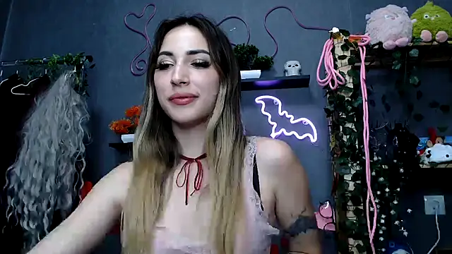 Snapshot of Walleriana chatting on 14, 10, 2025 Walleriana online show from 14, 10, 2025