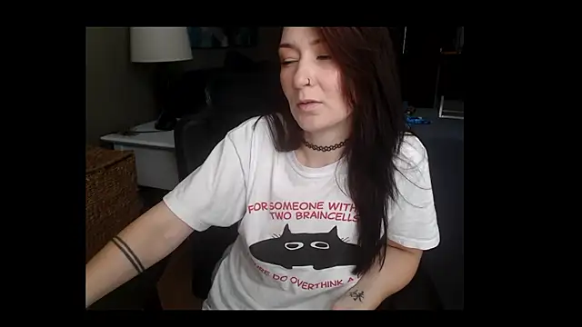 Snapshot of MysticMuse30 chatting on 20, 10, 2025 MysticMuse30 online show from 20, 10, 2025