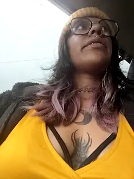 Abby 2-1 online show from 27, 11, 2025