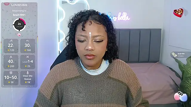 THIANA TAY online show from 13, 10, 2025