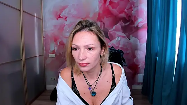 AlinaMoor online show from 14, 11, 2025