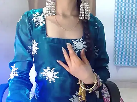 Roiseeee online show from 19, 2, 2026