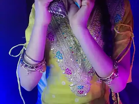 Roiseeee online show from 26, 2, 2026