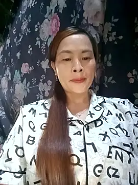 Snapshot of lucky774- chatting on 13, 10, 2025 lucky774- online show from 13, 10, 2025