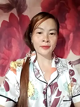 Snapshot of lucky774- chatting on 4, 11, 2025 lucky774- online show from 4, 11, 2025