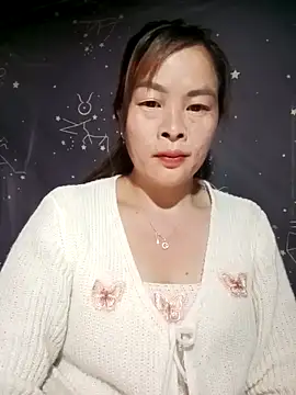 Snapshot of lucky774- chatting on 27, 11, 2025 lucky774- online show from 27, 11, 2025